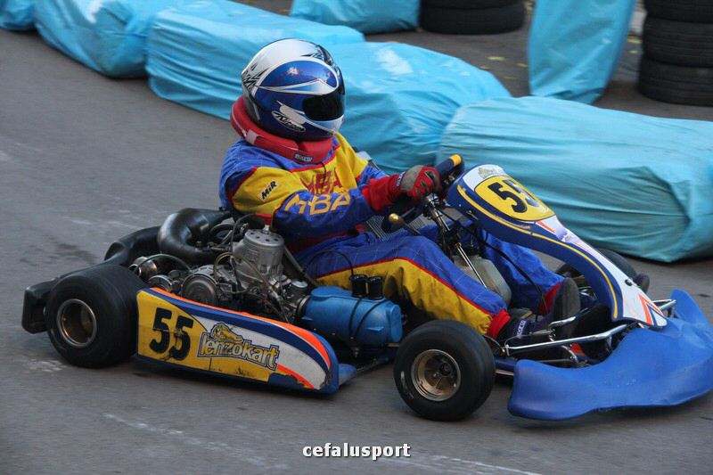 111120 sport 125_tn.jpg